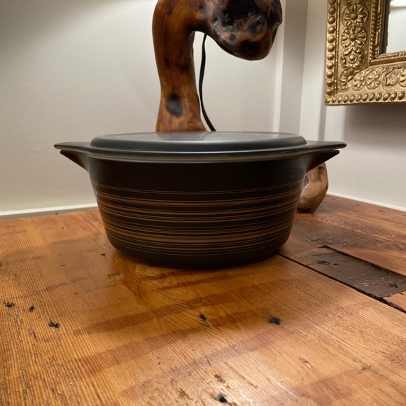 Pyrex 2 1/2qt covered casserole“Terra”. Vintage Pyrex covered baking dish. - Picture 1 of 11